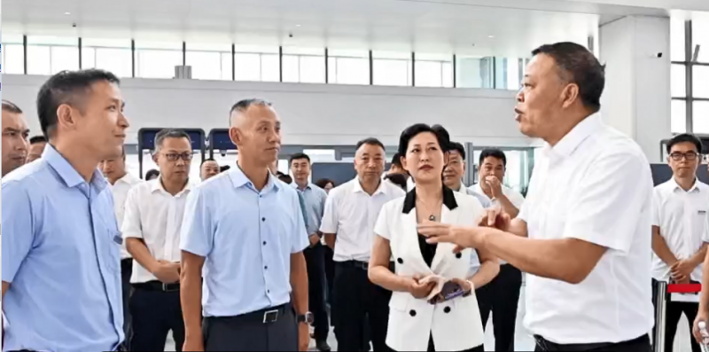 向标杆看齐，向卓越迈进--弘洋集团2025半年度工作总结会活动圆满收官